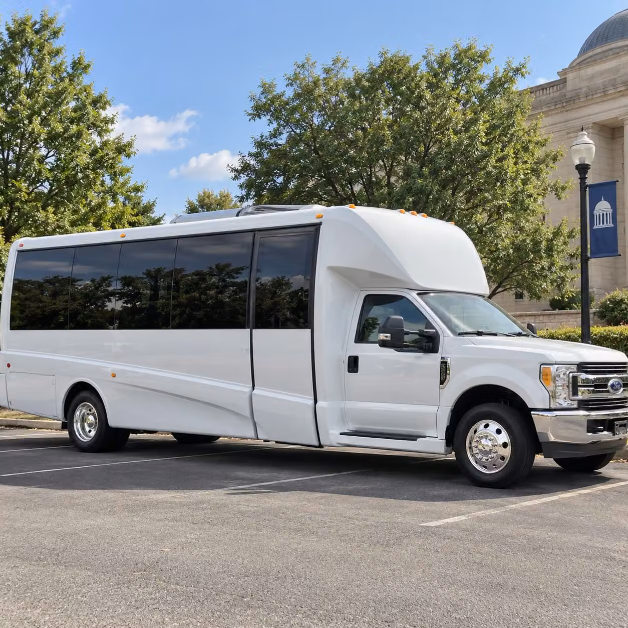 15 passenger minibus