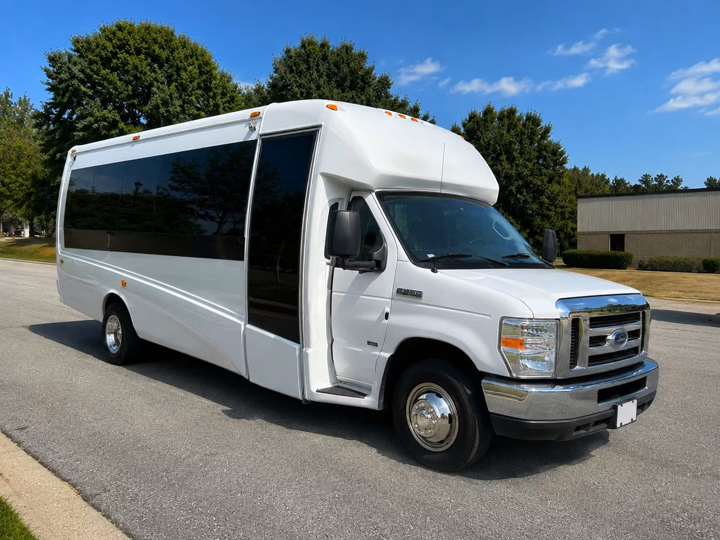 18 passenger minibus