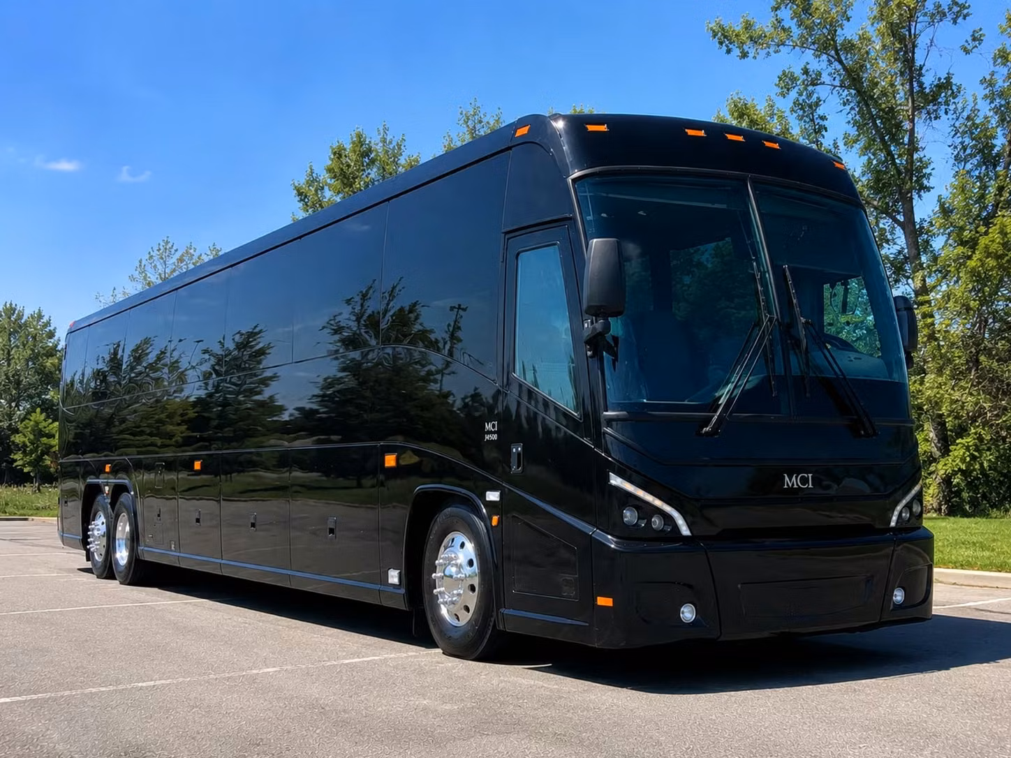 corporate groups in peoria trust charter buses for multi day retreats